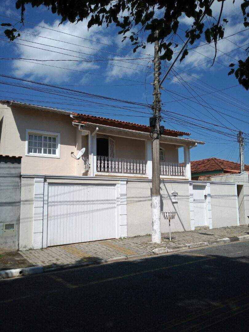 Sobrado à venda no Itapema: 