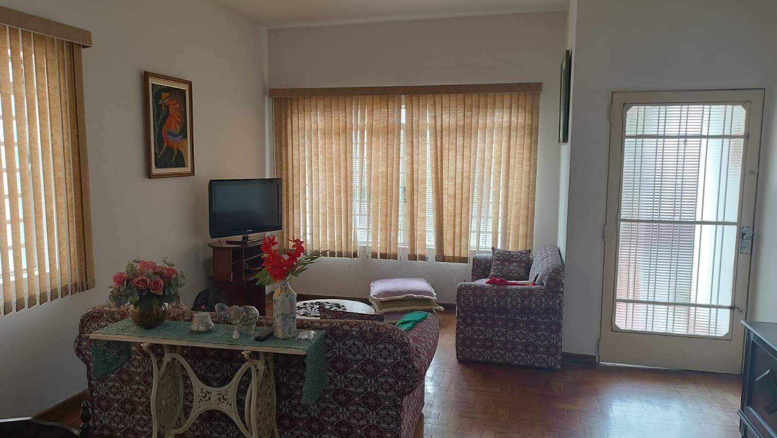 Casa à venda no Centro: 
