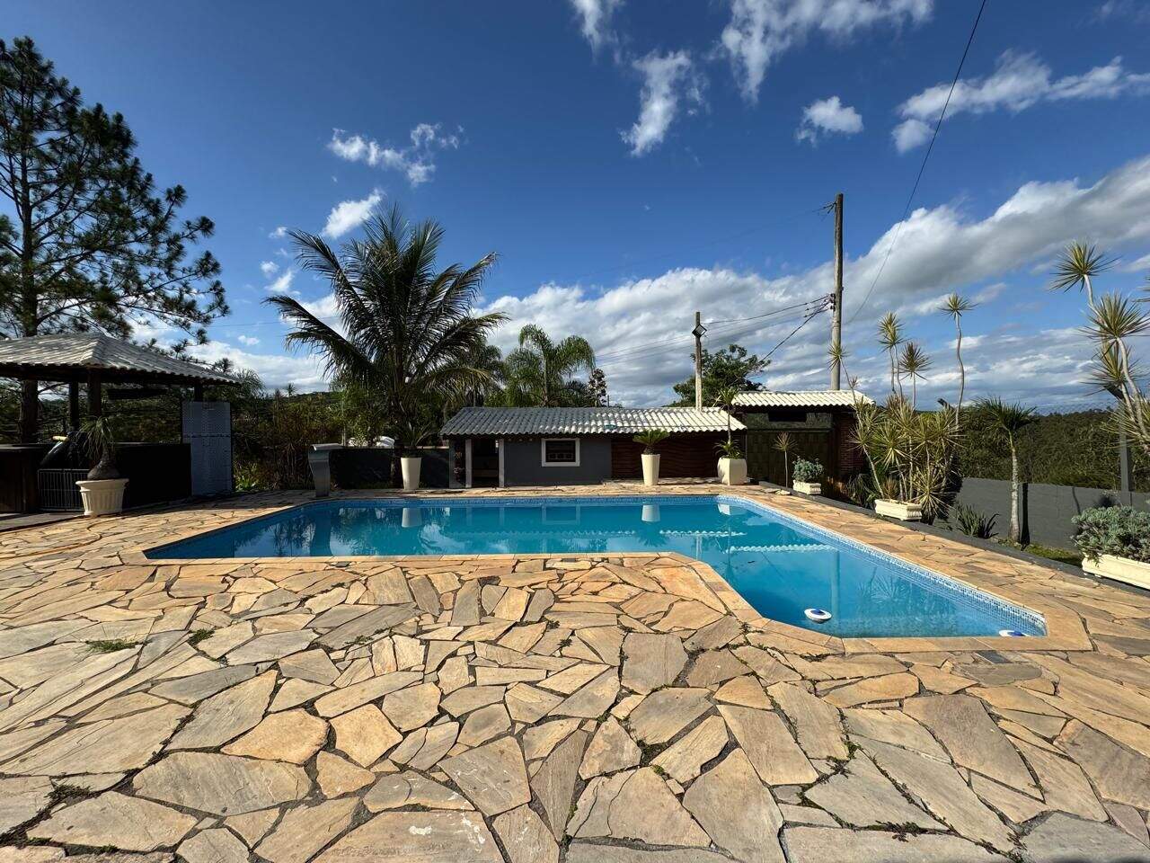 Chácara à venda no Chacara Santa Branca: 
