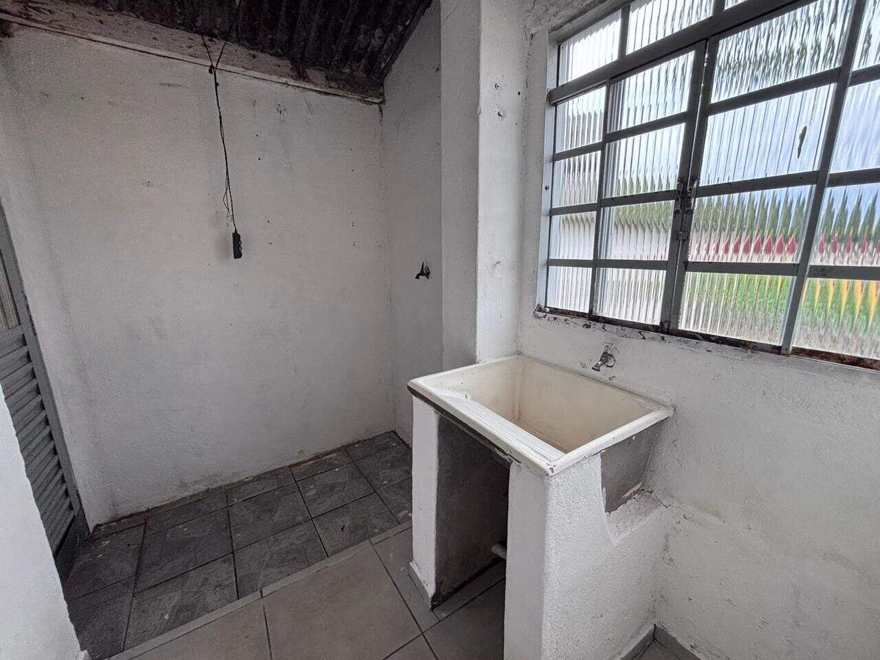 Casa para aluguel no Centro: 
