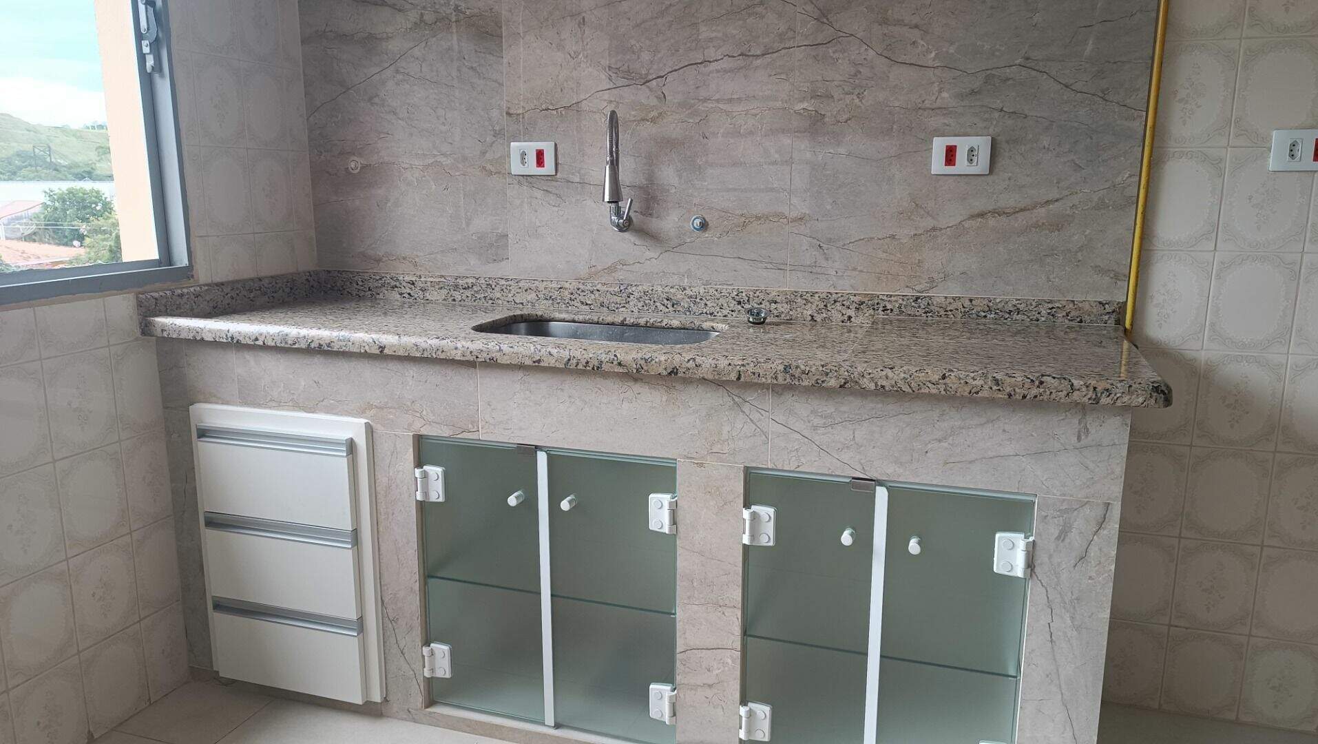 Apartamento para aluguel no Nogueira: 