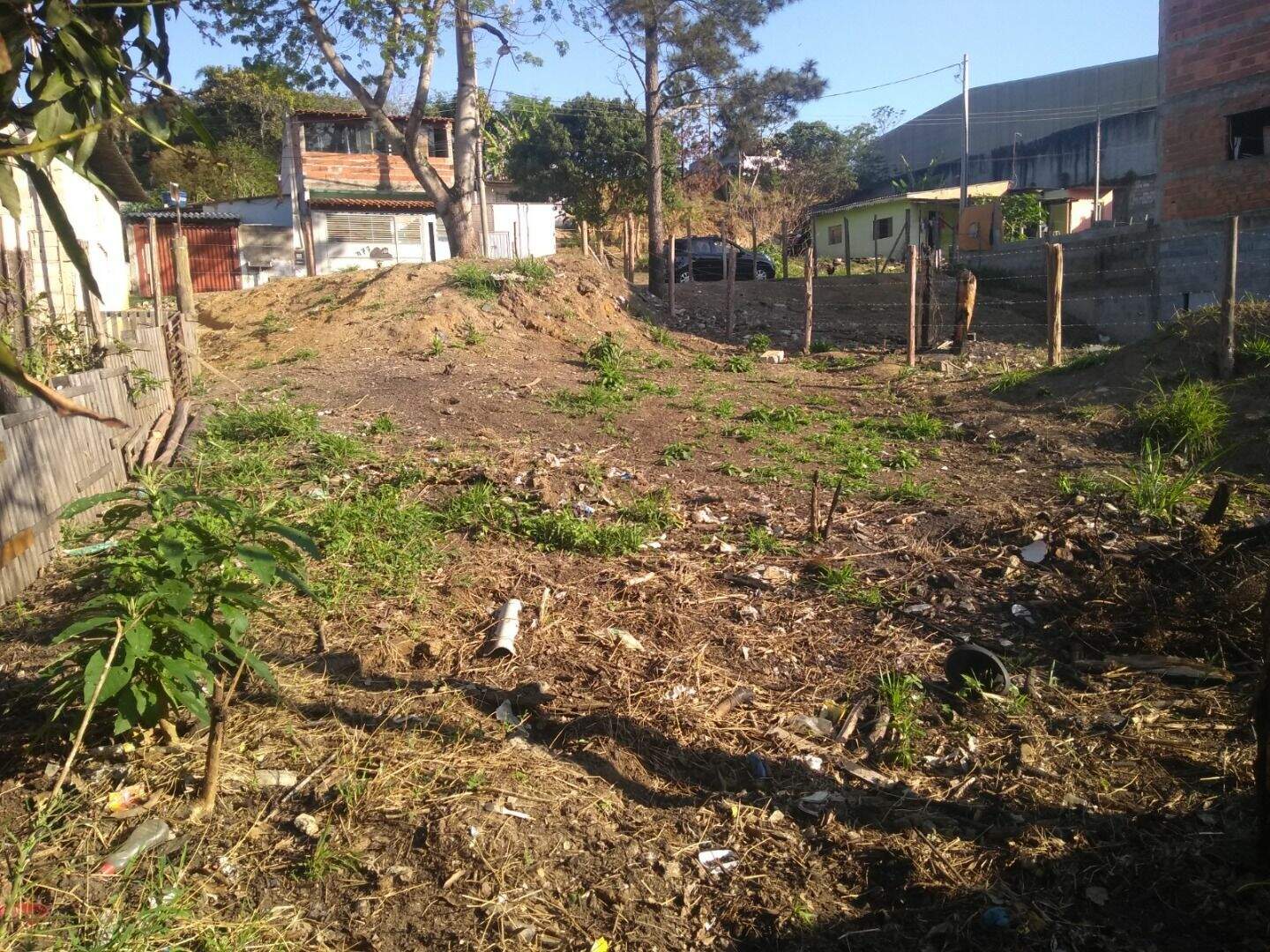 Terreno à venda no Jardim Dulce: 