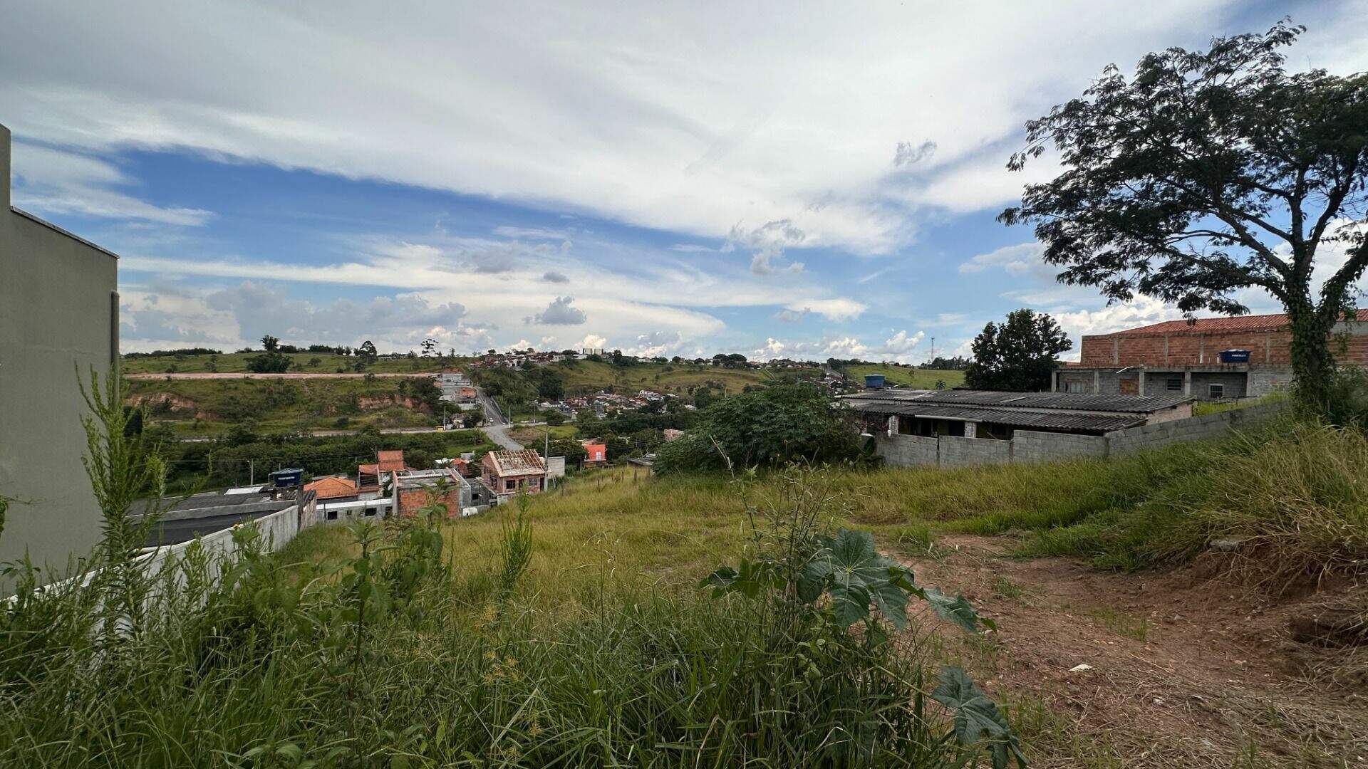 Terreno à venda no Jardim Dulce: 