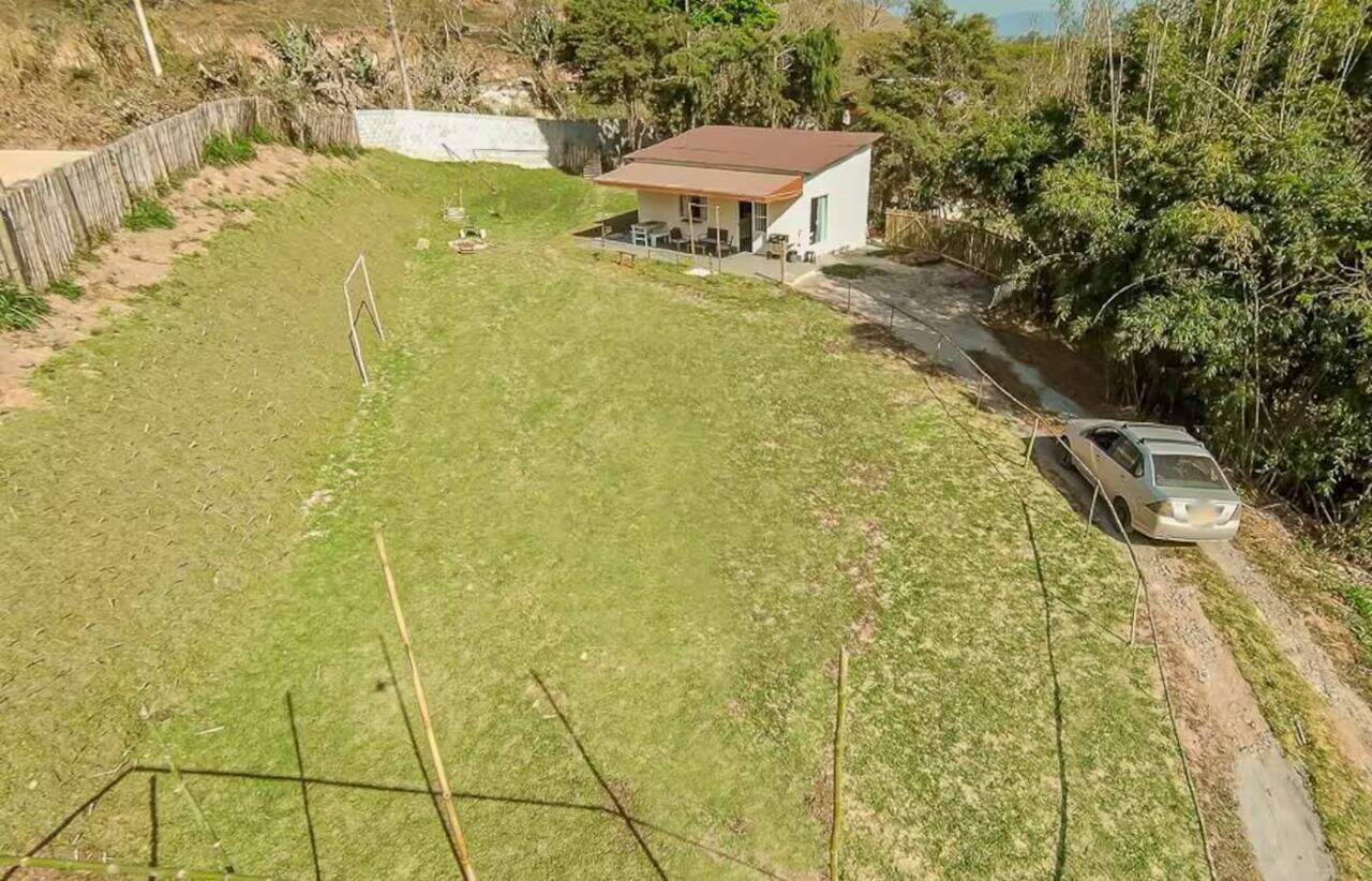 Sítio à venda no Nogueira: 