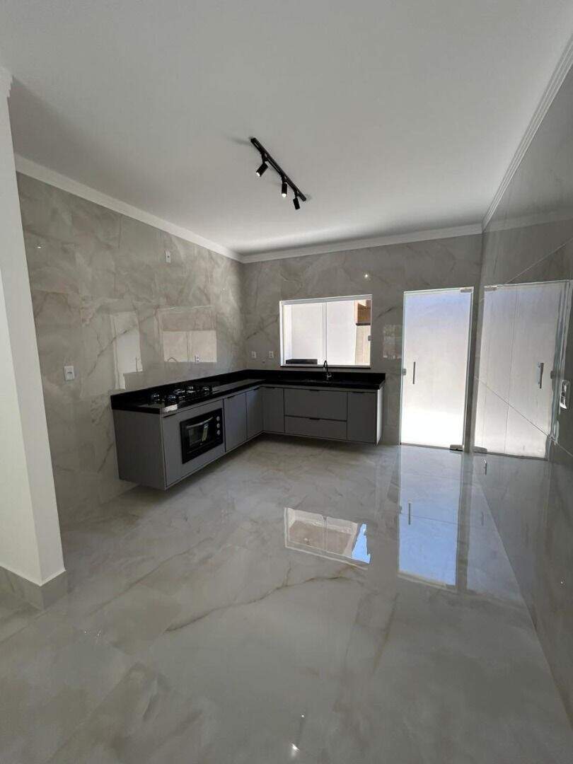 Casa para aluguel no Nogueira: 