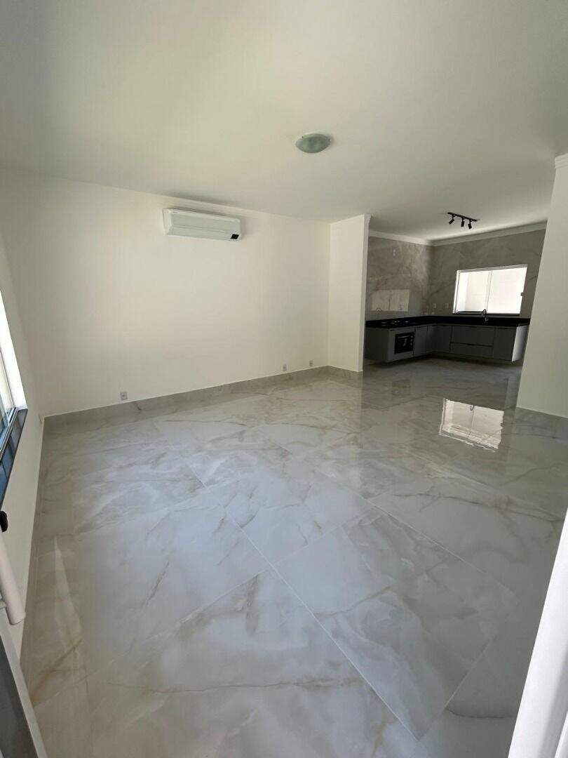 Casa para aluguel no Nogueira: 