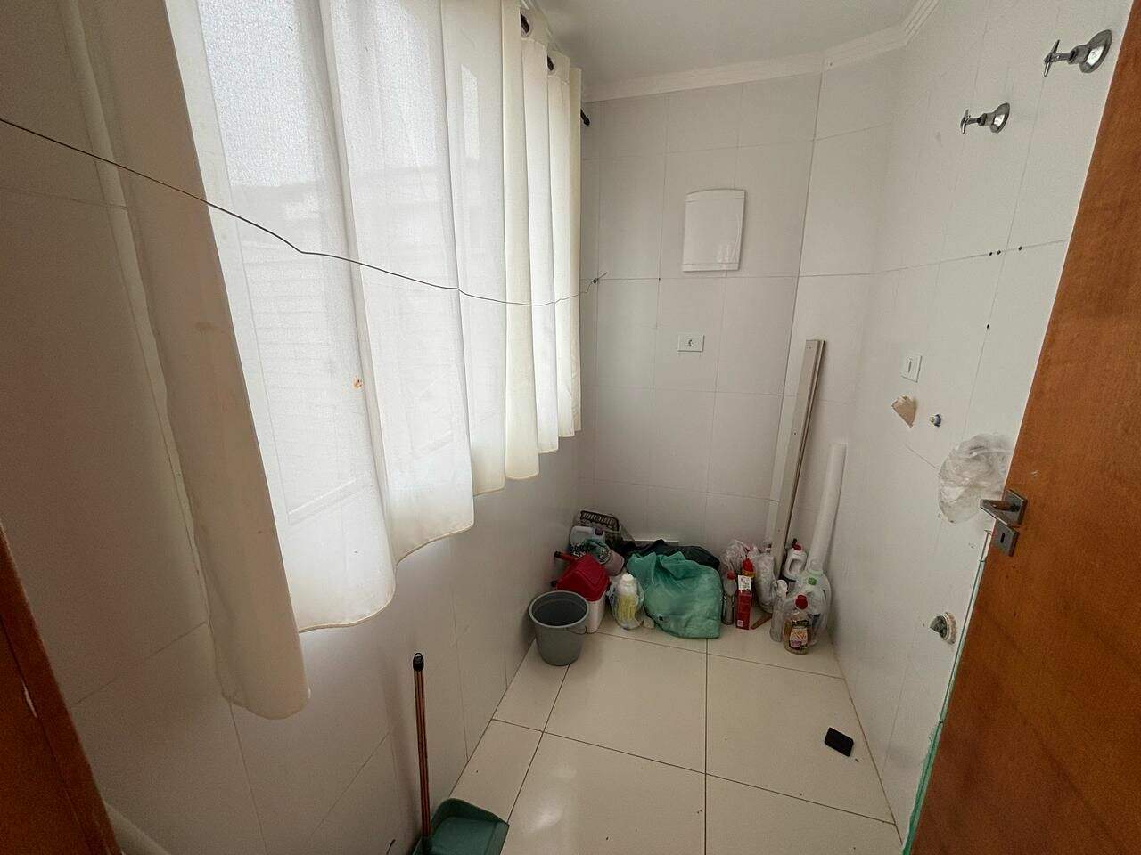 Sobrado à venda no Itaoca: 