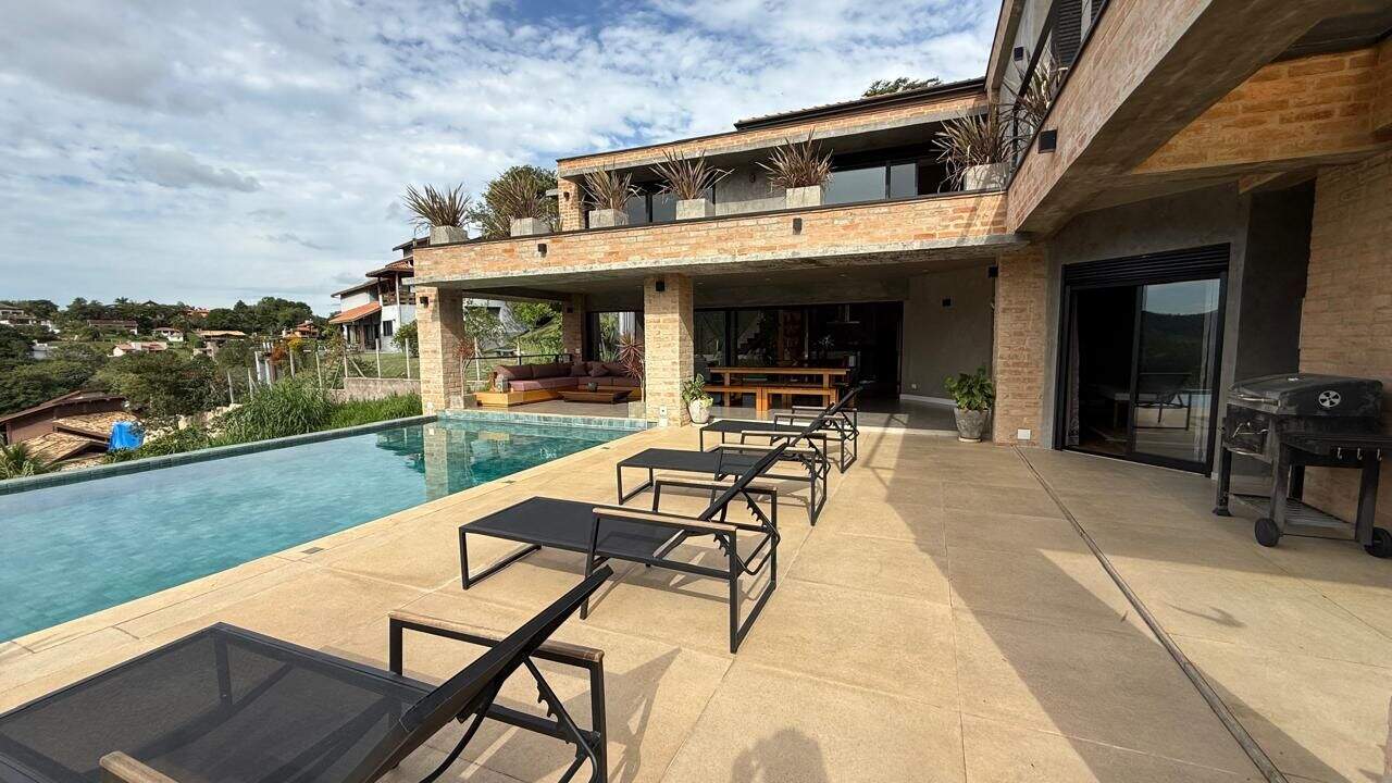 Casa à venda no Fazenda Palao (Alpes de Guararema): 