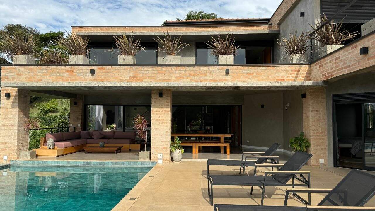 Casa à venda no Fazenda Palao (Alpes de Guararema): 