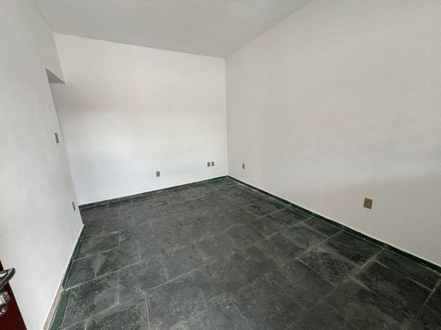 Casa para aluguel no Itapema: 