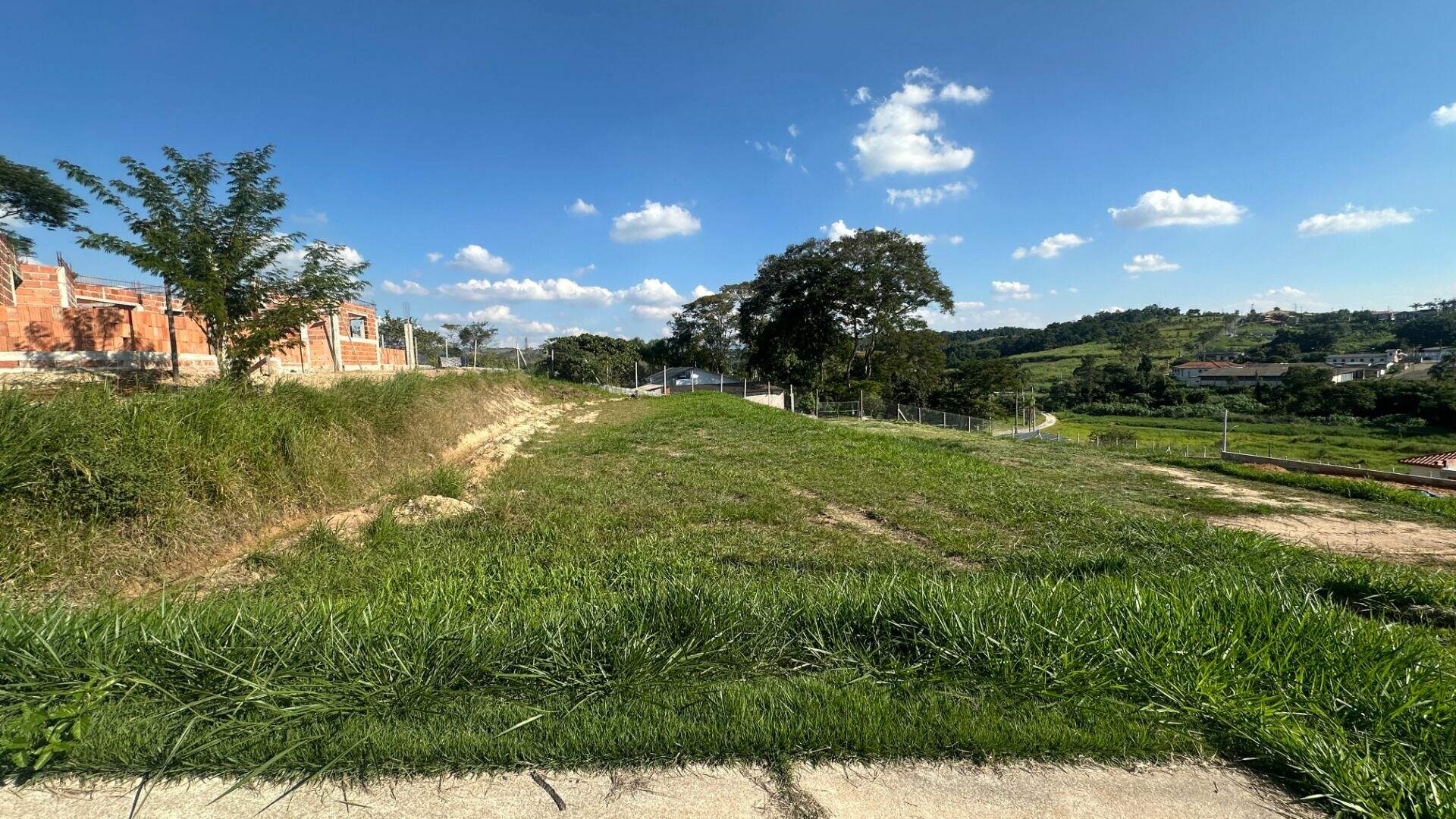 Terreno à venda no Chácaras Guanabara: 