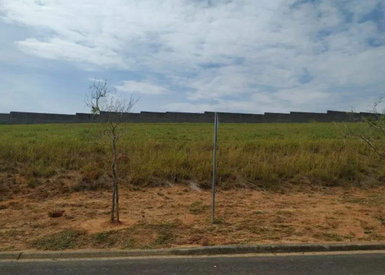 Terreno à venda no Parque Residencial Jequitibá: 