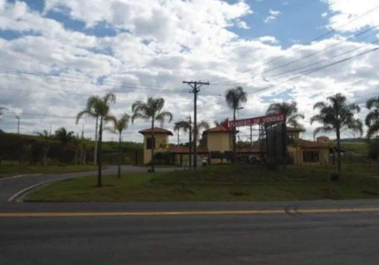 Terreno à venda no Parque Residencial Jequitibá: 
