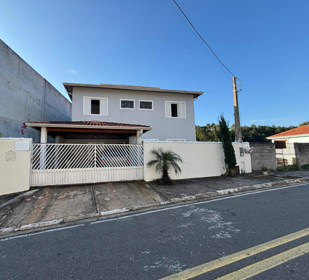 Casa à venda no Vale dos Eucaliptos: 