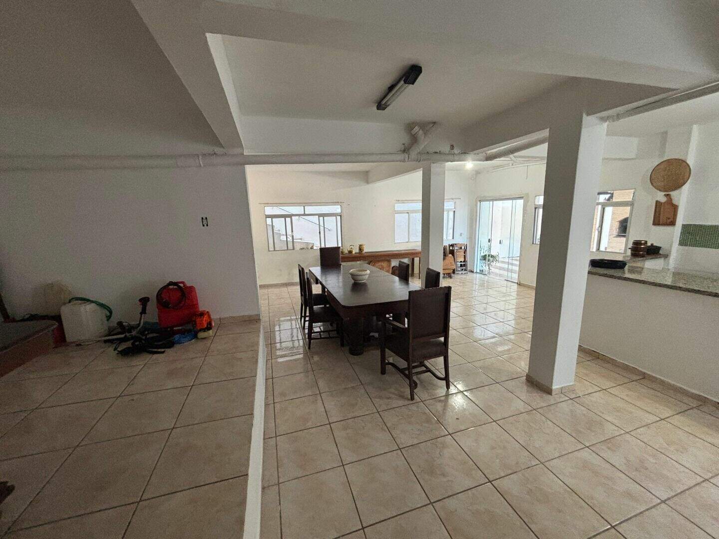 Casa à venda no Vale dos Eucaliptos: 