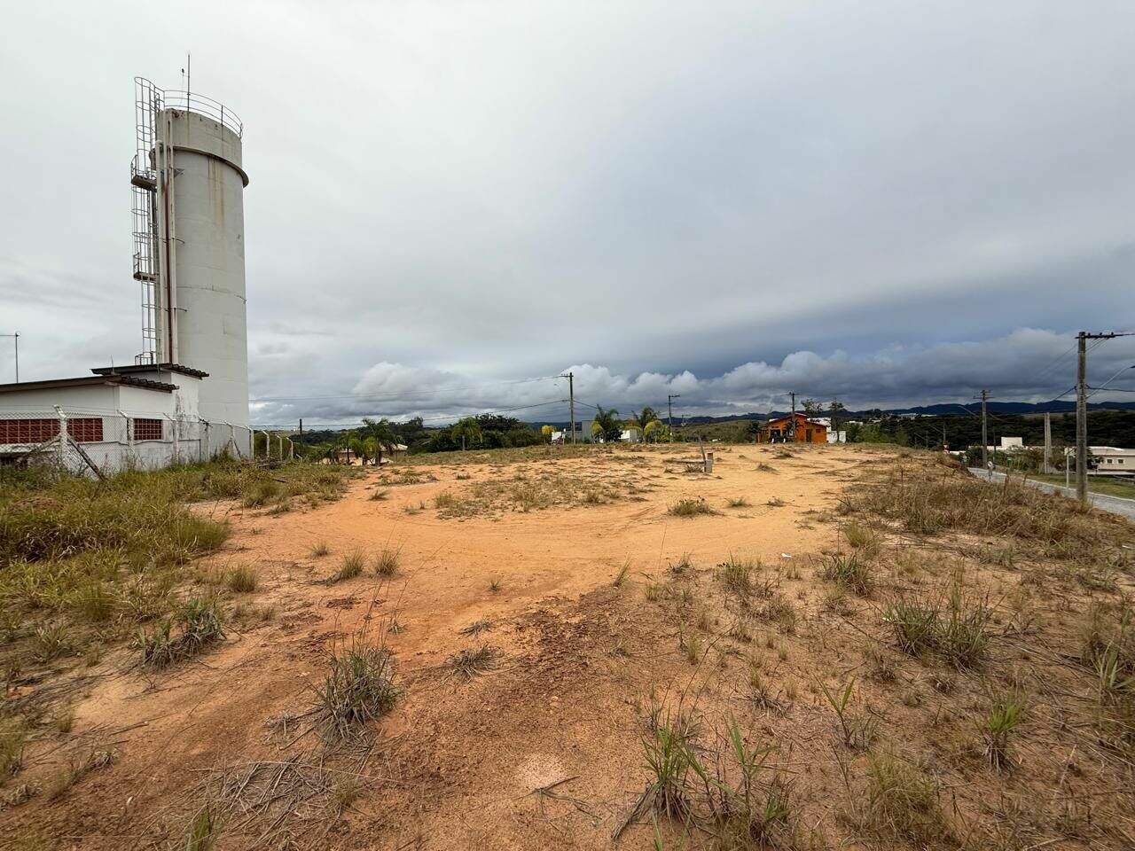 Terreno à venda no Zona de Adensamento Restrito (ZAR): 