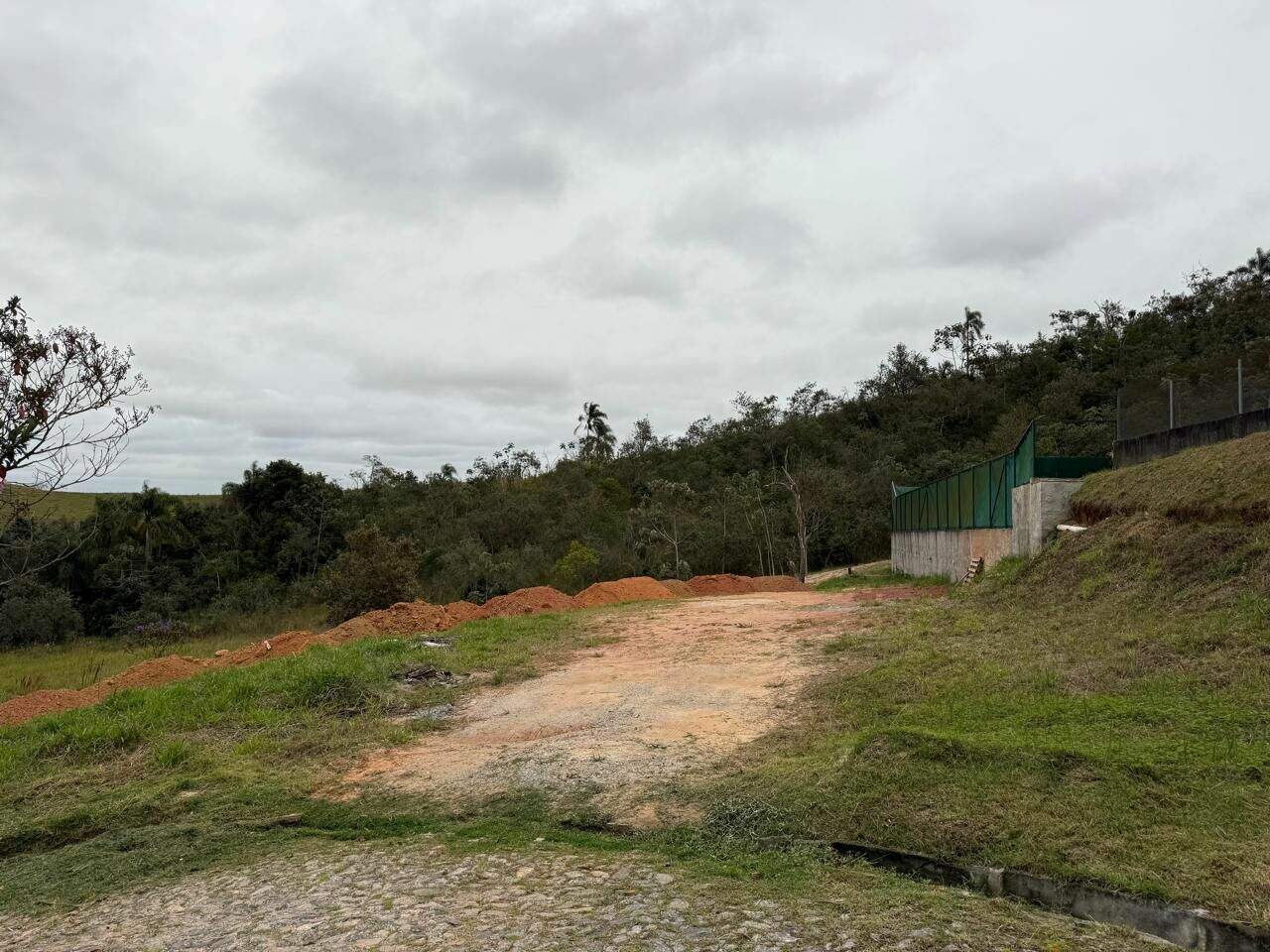 Terreno à venda no Zona de Adensamento Restrito (ZAR): 