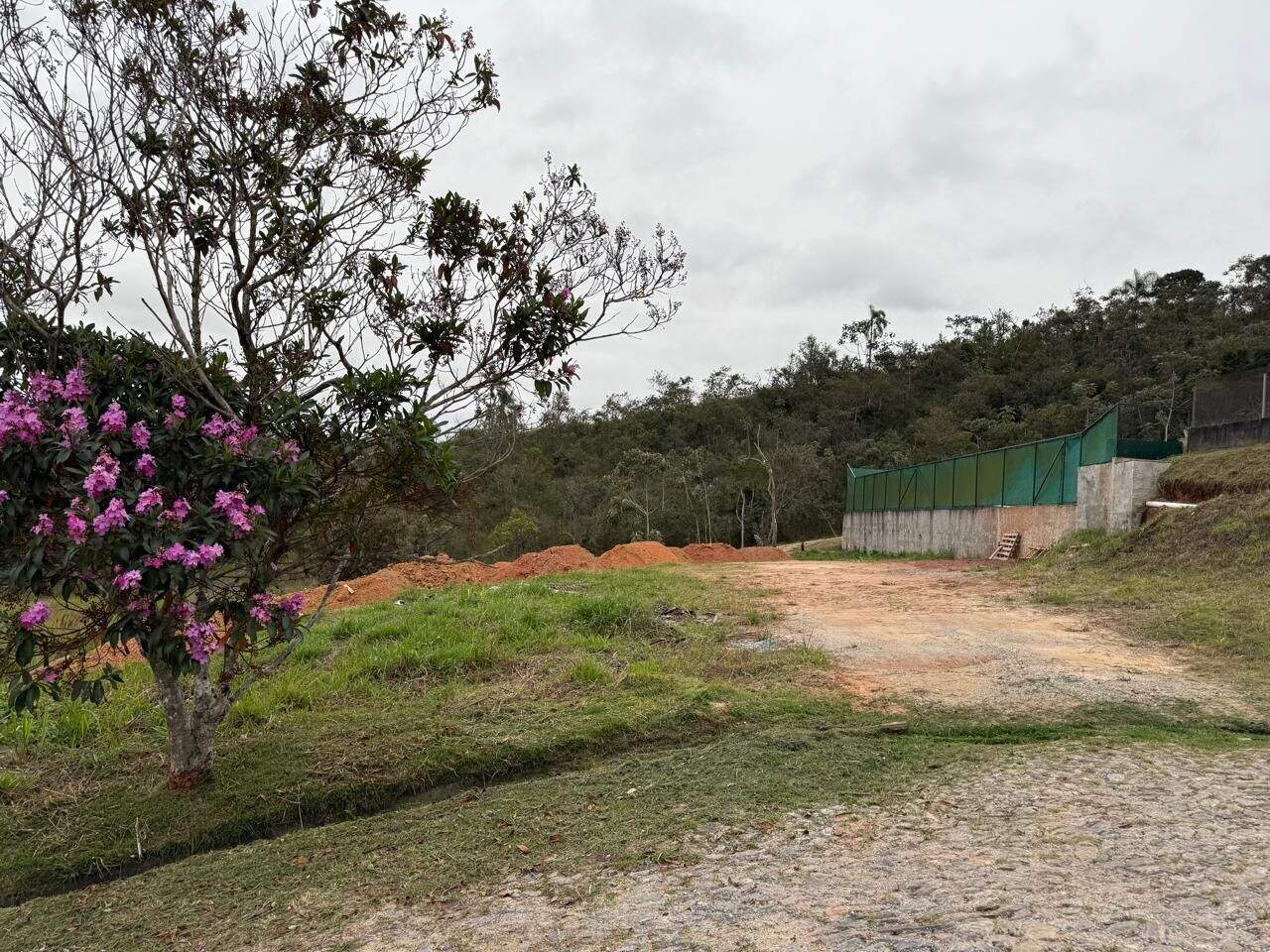 Terreno à venda no Zona de Adensamento Restrito (ZAR): 