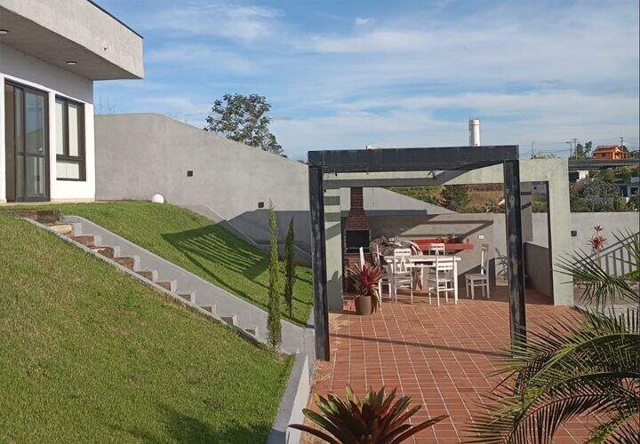 Casa à venda no Zona de Adensamento Restrito (ZAR): 