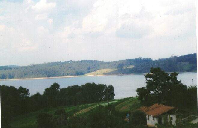 Terreno à venda no Taiacupeba: 