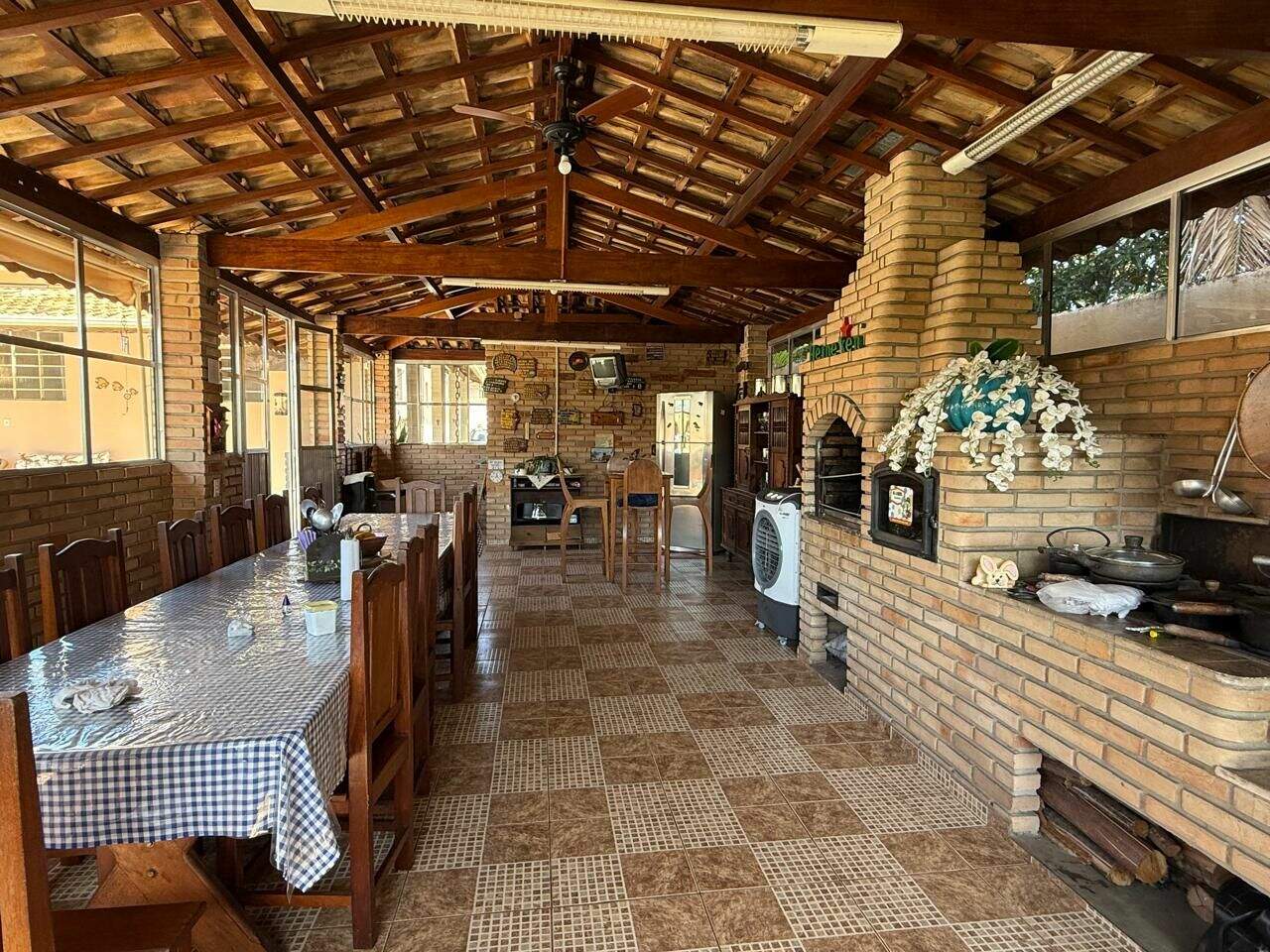 Casa à venda no Centro: 