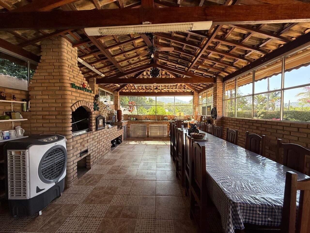 Casa à venda no Centro: 