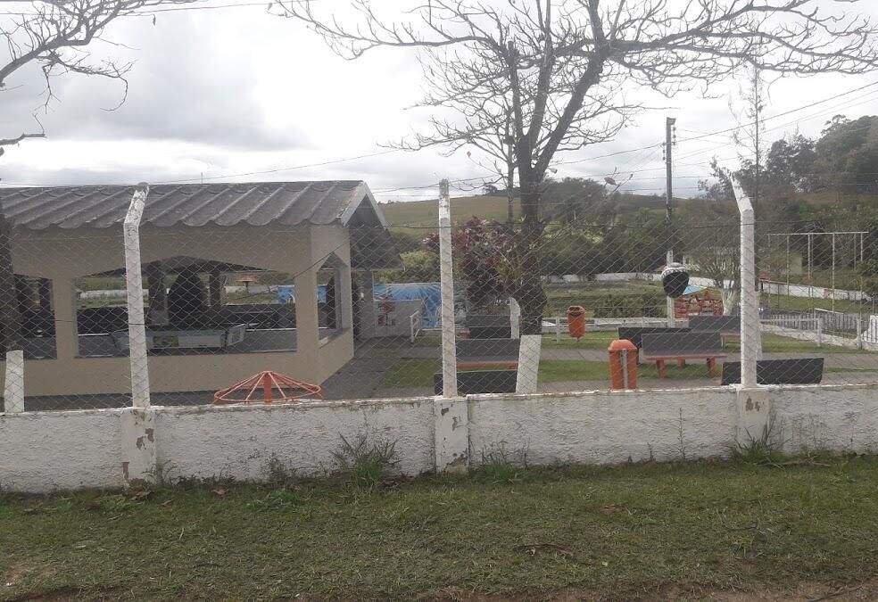 Chácara à venda no Parque Agrinco: 