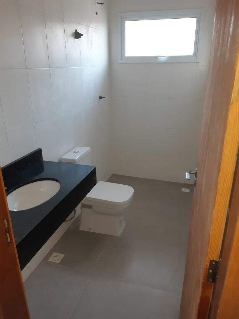 Casa à venda no Estância Guararema: 