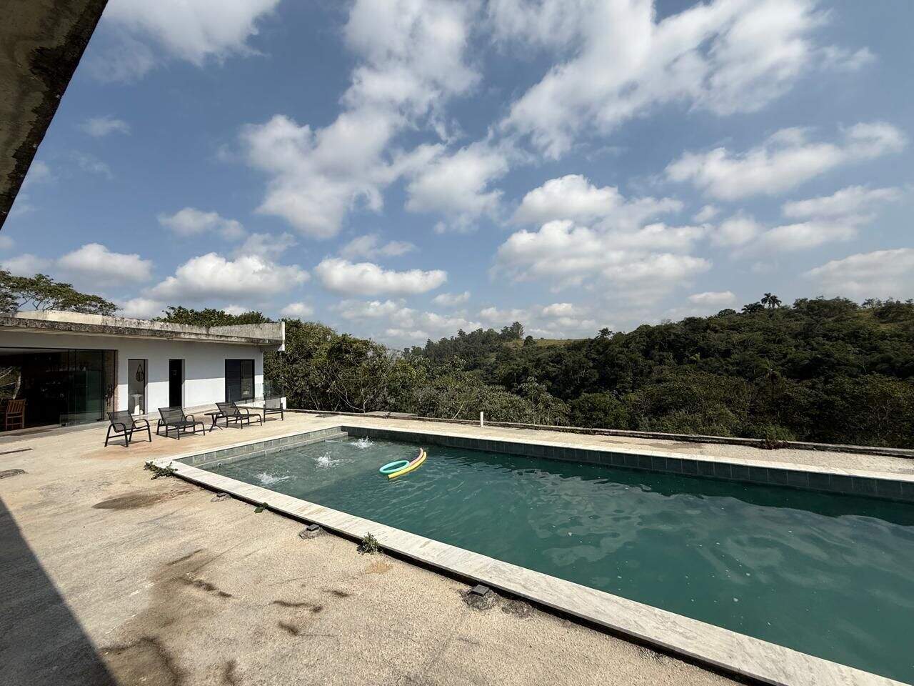 Casa à venda no Zona de Adensamento Restrito (ZAR): 