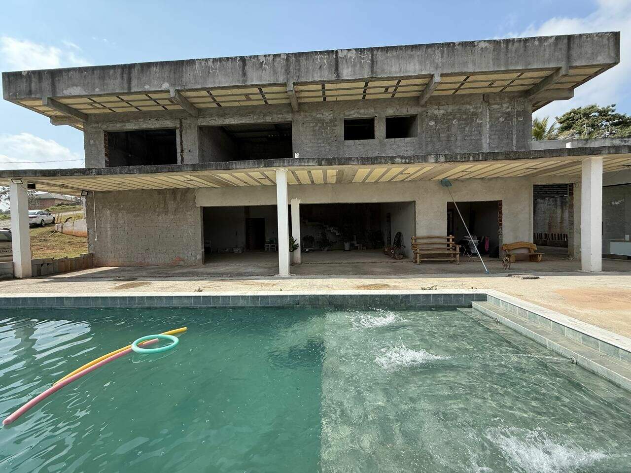 Casa à venda no Zona de Adensamento Restrito (ZAR): 