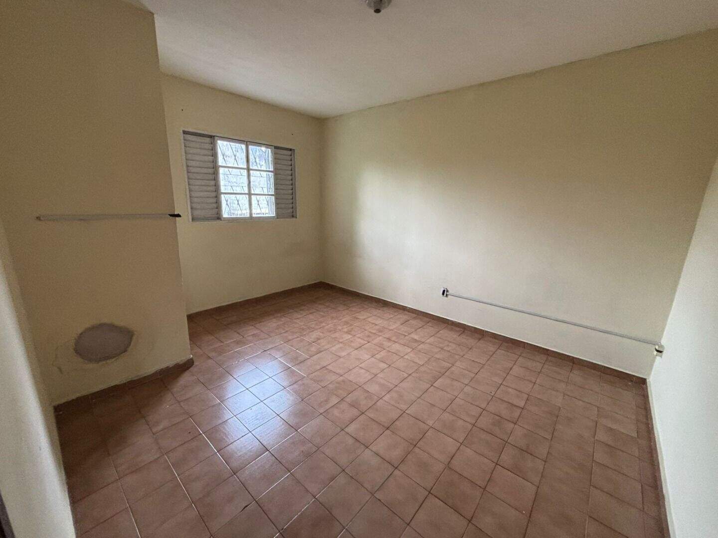 Casa para aluguel no Centro: 