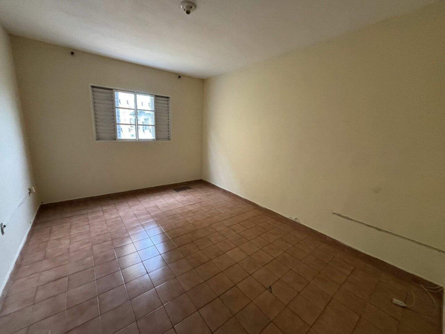 Casa para aluguel no Centro: 