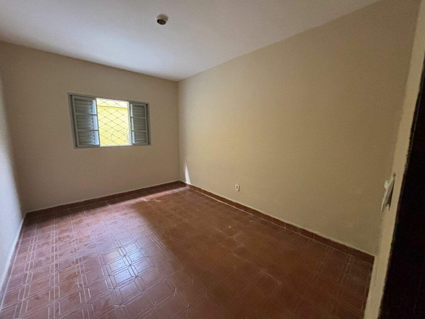 Casa para aluguel no Centro: 
