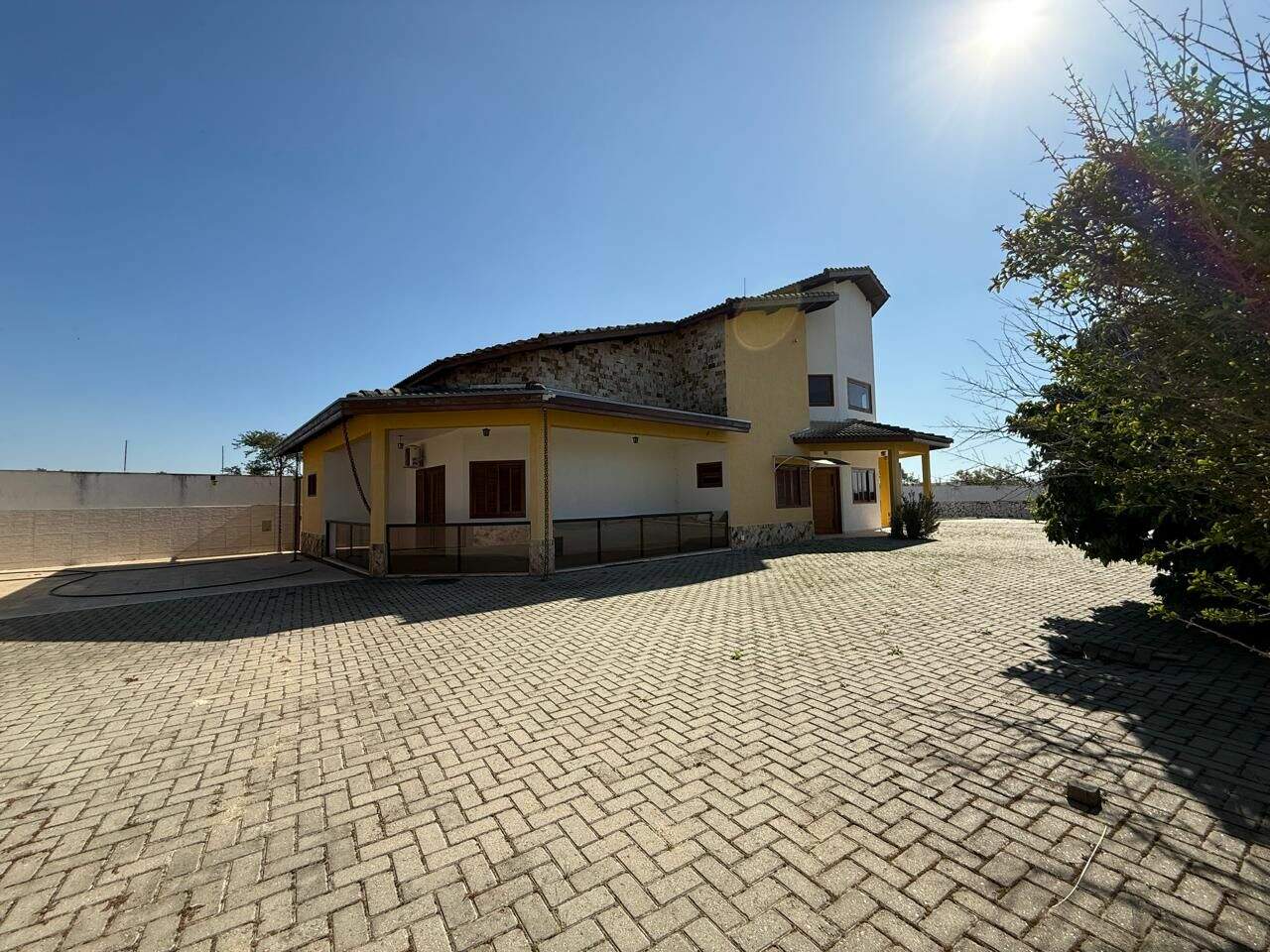 Casa à venda no Zona de Adensamento Restrito (ZAR): 