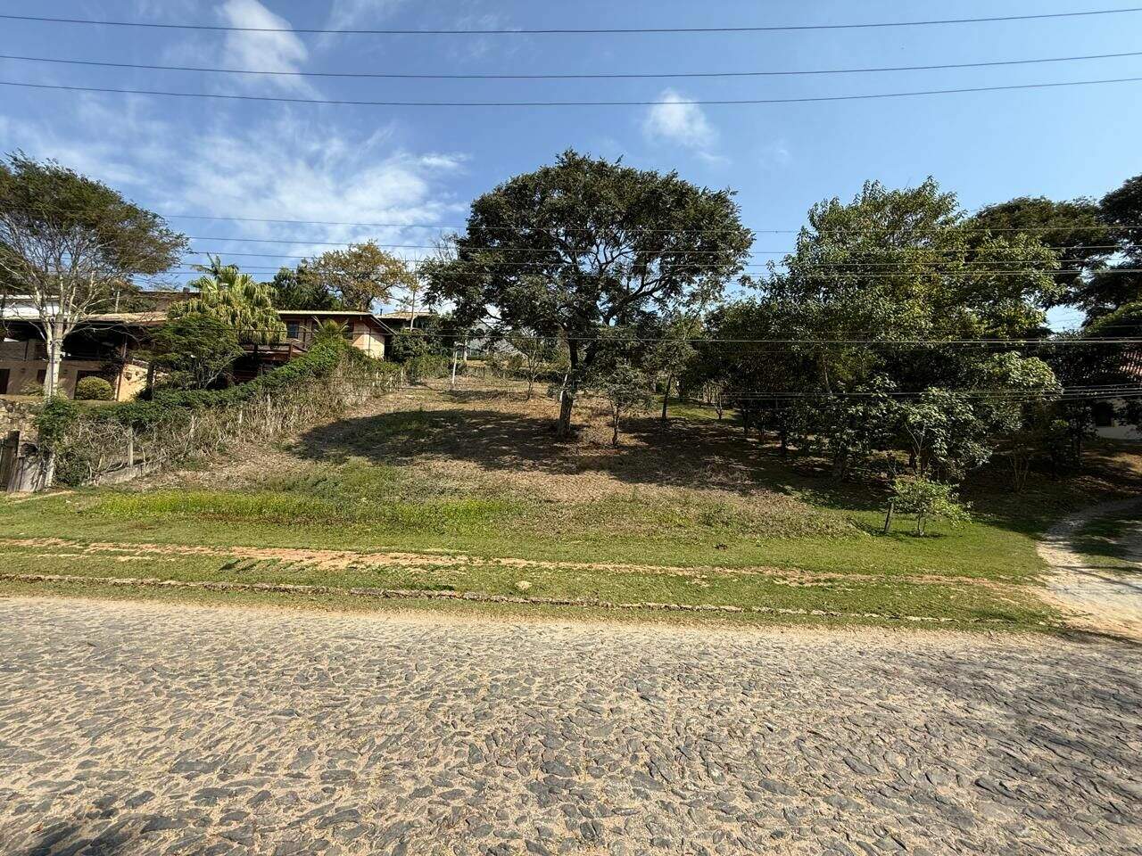 Terreno à venda no Paião: 