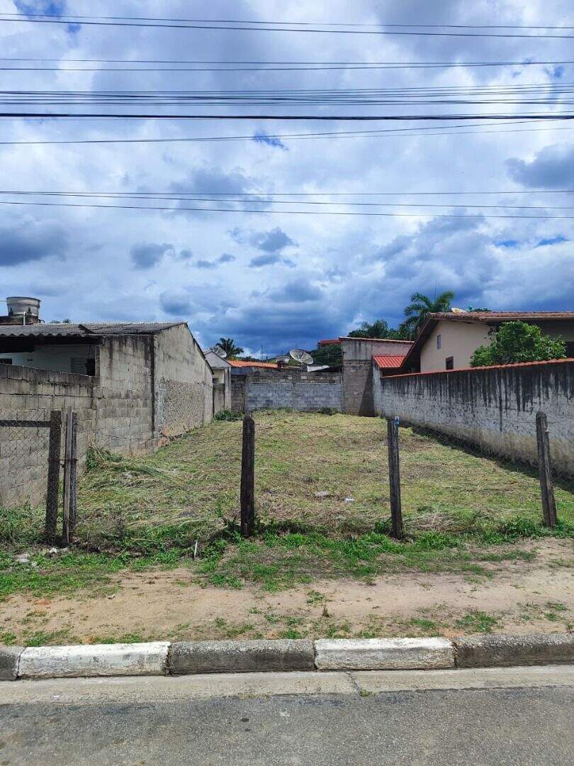 Terreno à venda no Nogueira: 