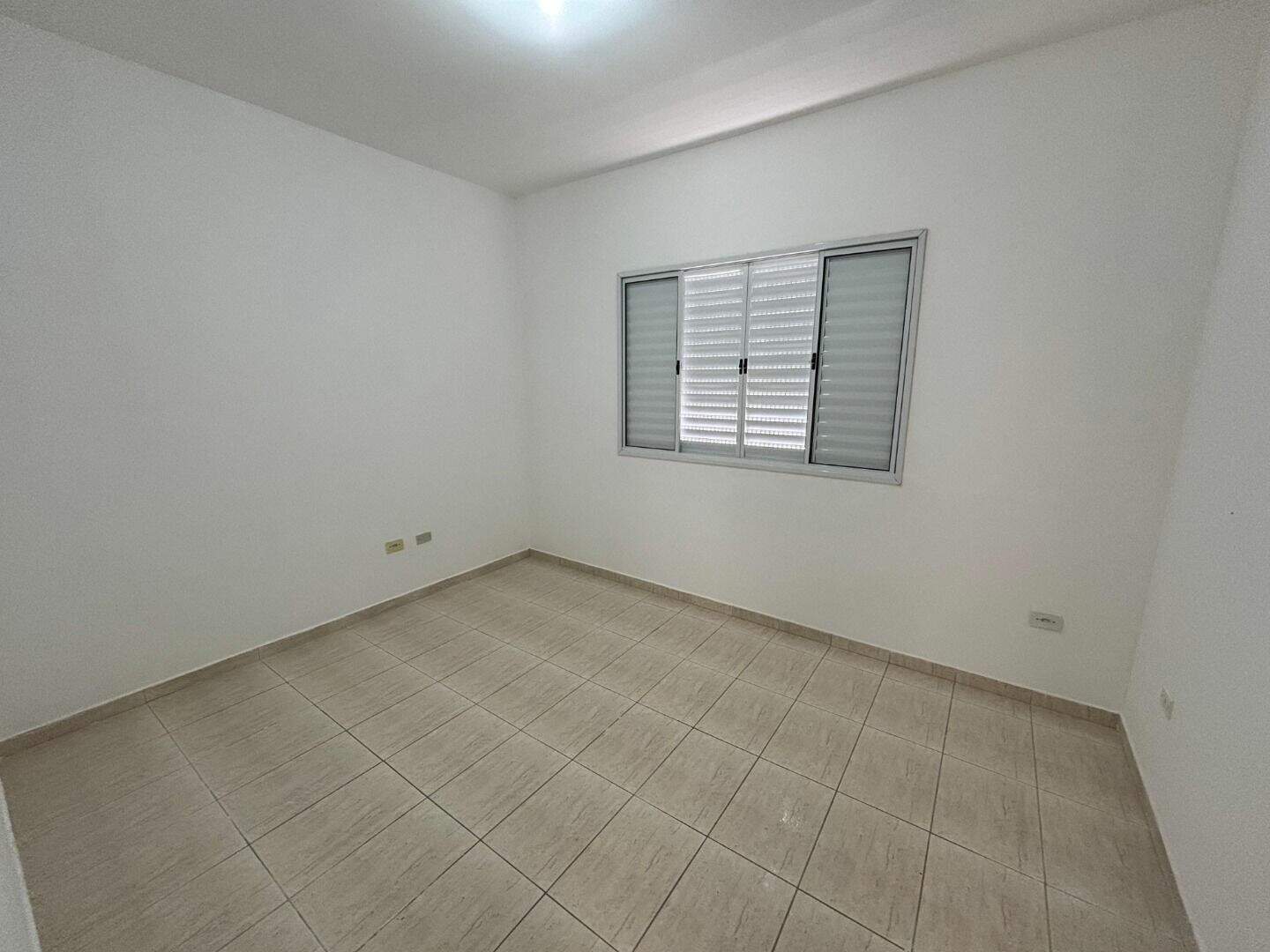 Casa para aluguel no Itapema: 