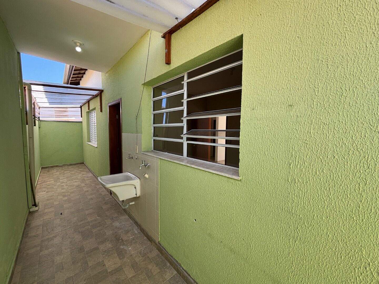 Casa para aluguel no Itapema: 