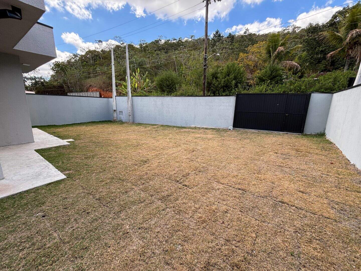 Casa para aluguel no Estância Guararema: 