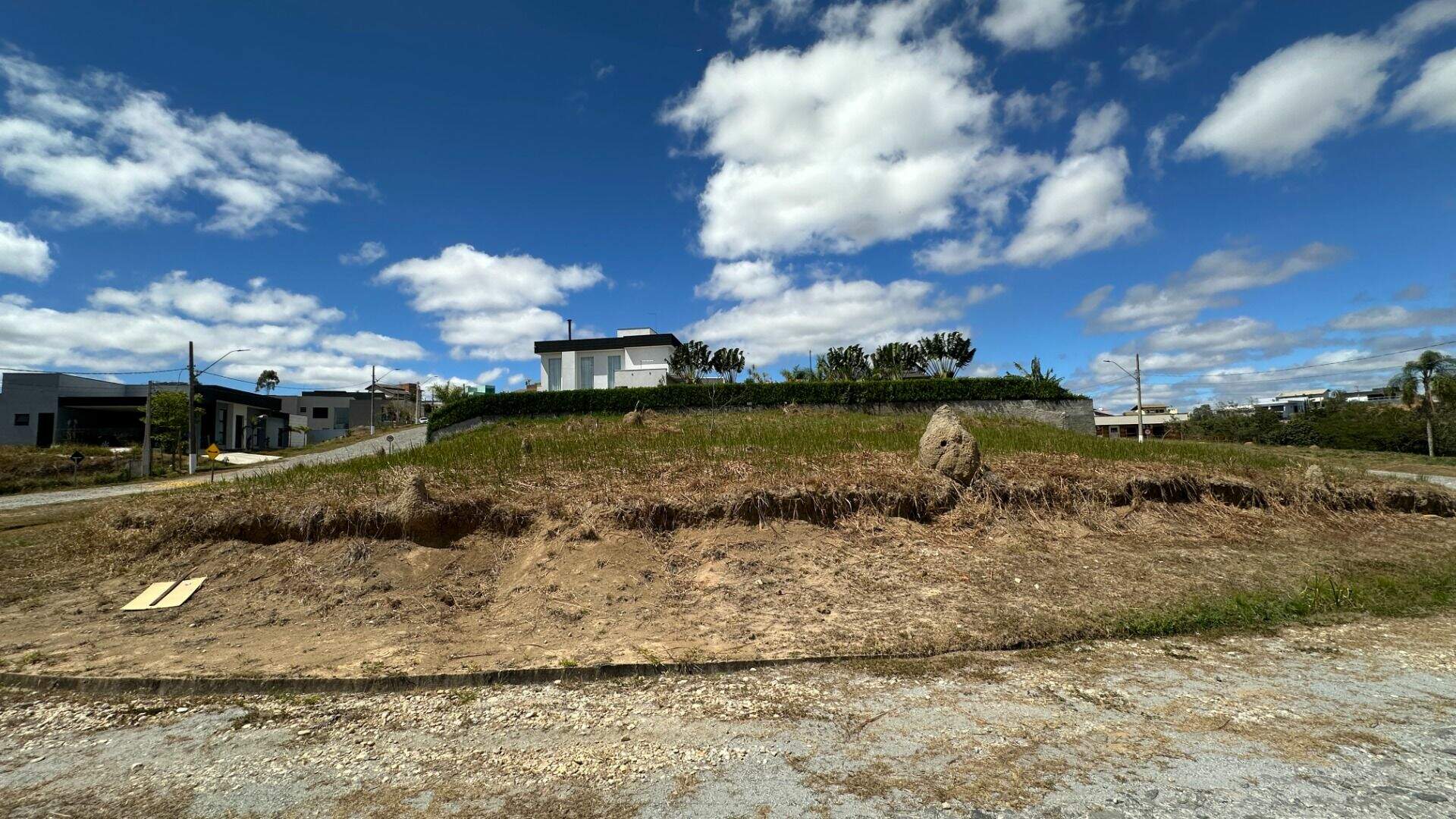 Terreno à venda no Chacaras Guararema: 