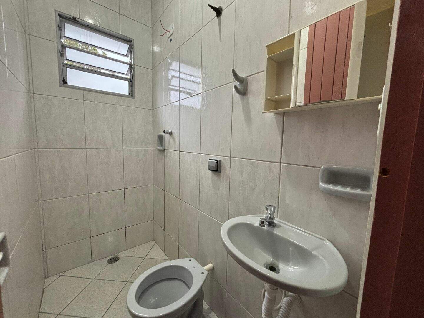 Kitnet para aluguel no Centro: 
