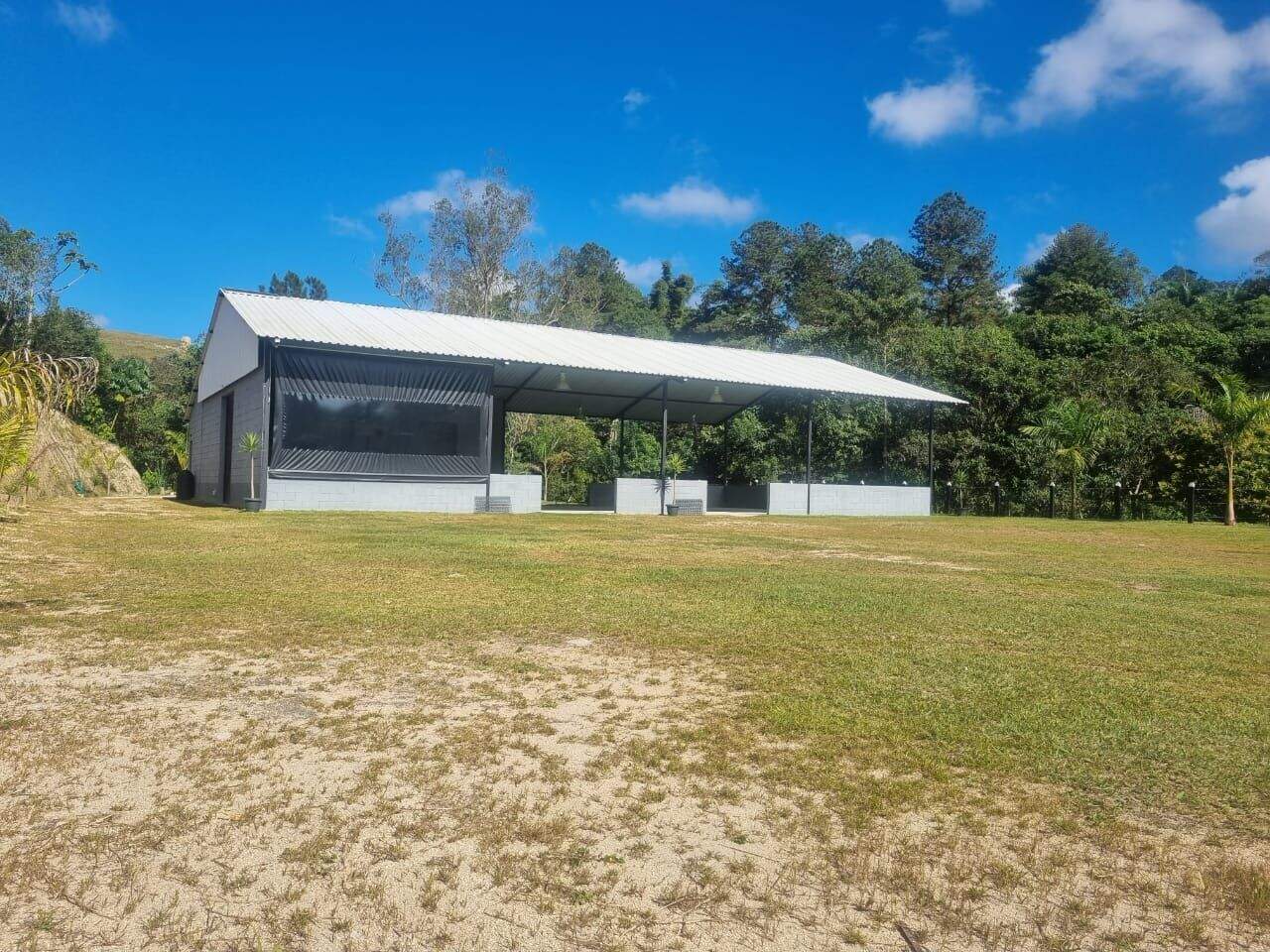 Galpão para aluguel no Sabaúna: 