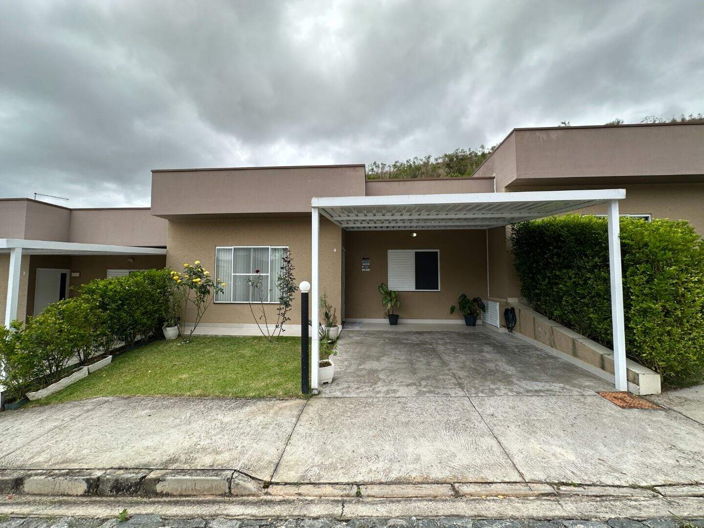 Casa à venda no Nogueira: 