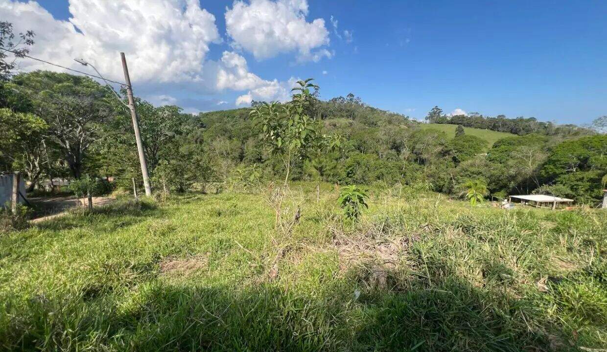 Terreno à venda no Bairro do Salto: 