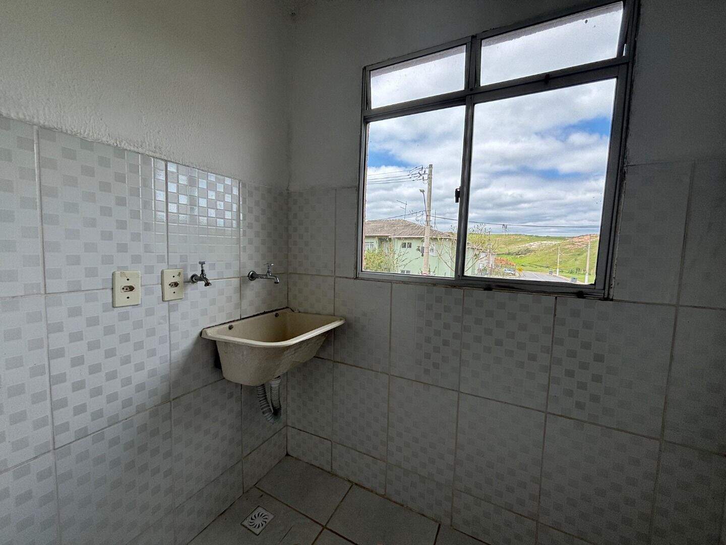 Apartamento para aluguel no Nogueira: 