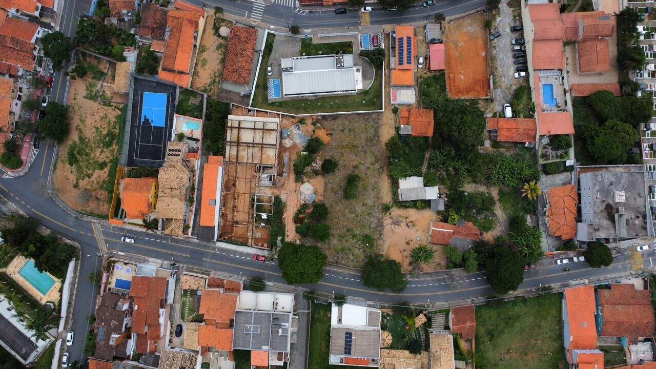 Terreno à venda no Centro: 