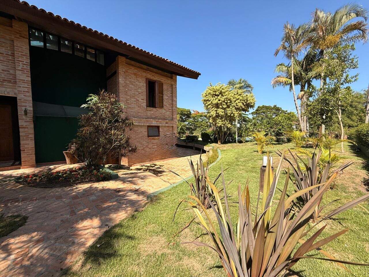 Casa à venda no Paião: 