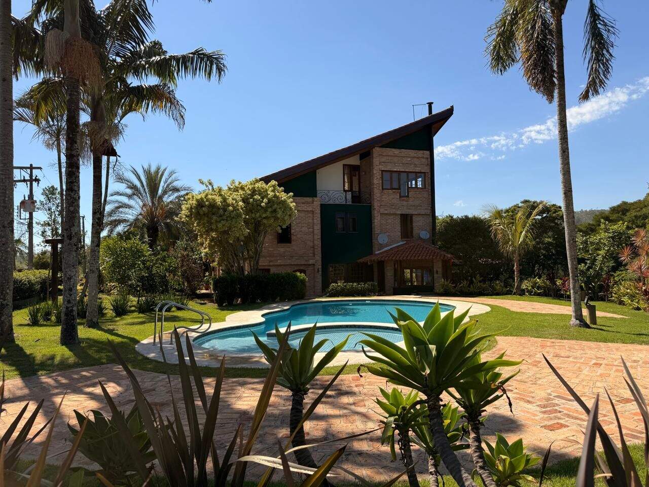Casa à venda no Paião: 