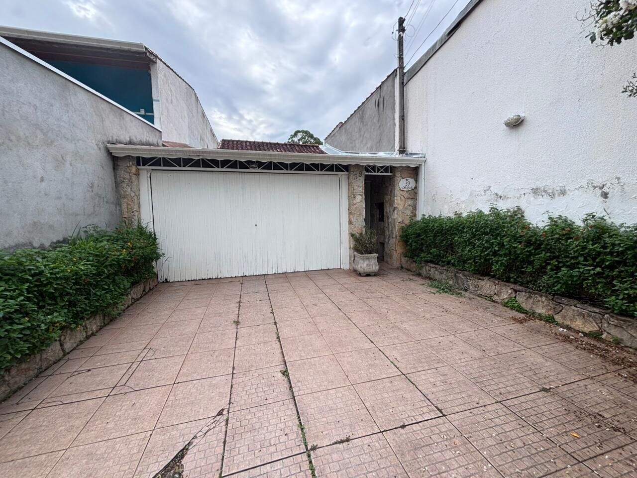 Casa para aluguel no Centro: 