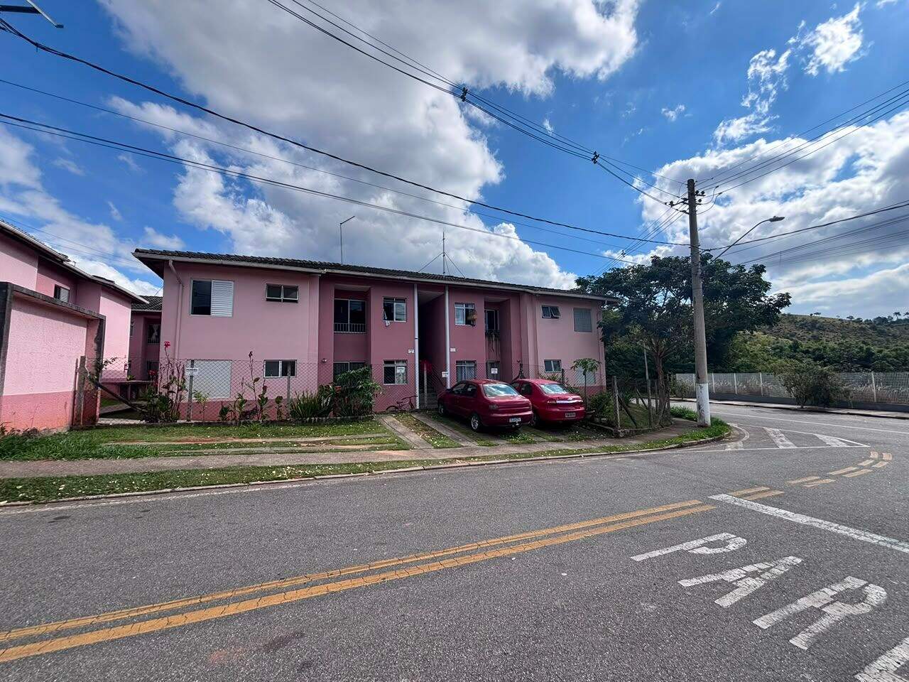 Apartamento para aluguel no Nogueira: 